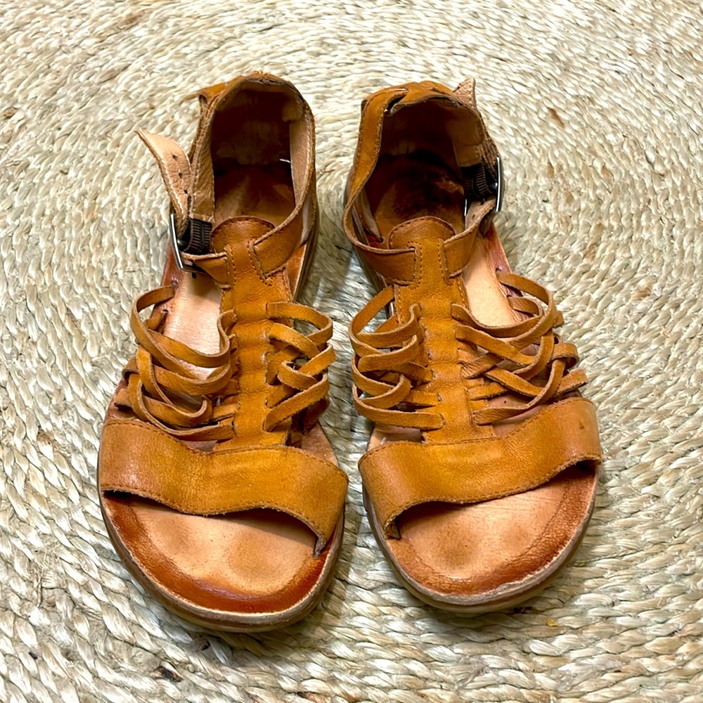 Extra soft leather huarache sandals